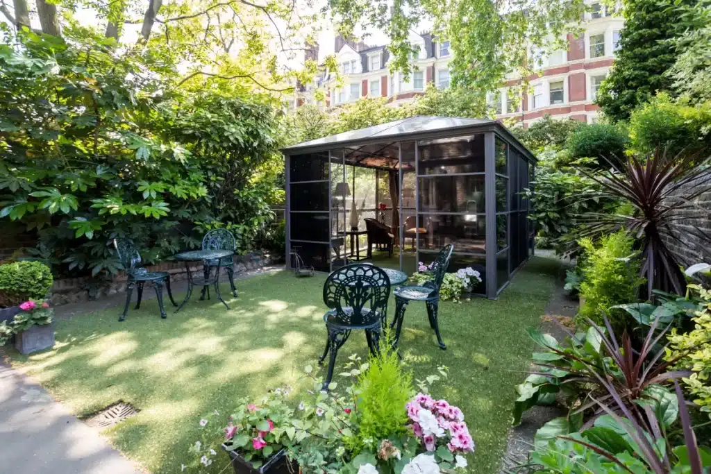 hotel with private garden london